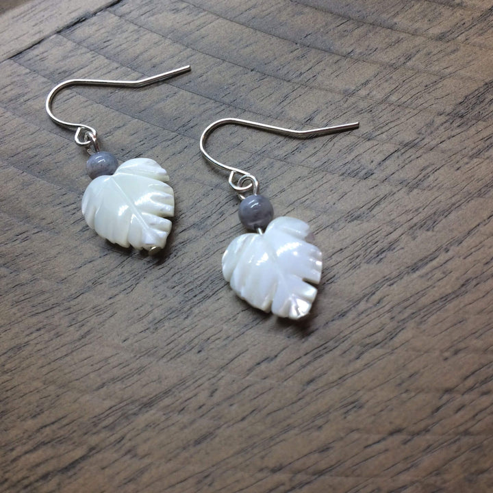 shell earrings, mother of pearl earrings